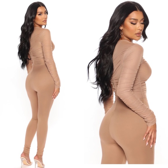 Woman’s Jumpsuit - Large - Picture 2 of 7